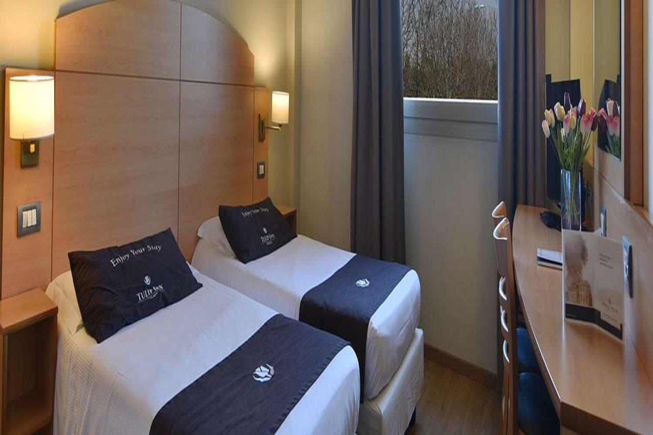 Hotel Campanile Torino Moncalieri Esterno foto