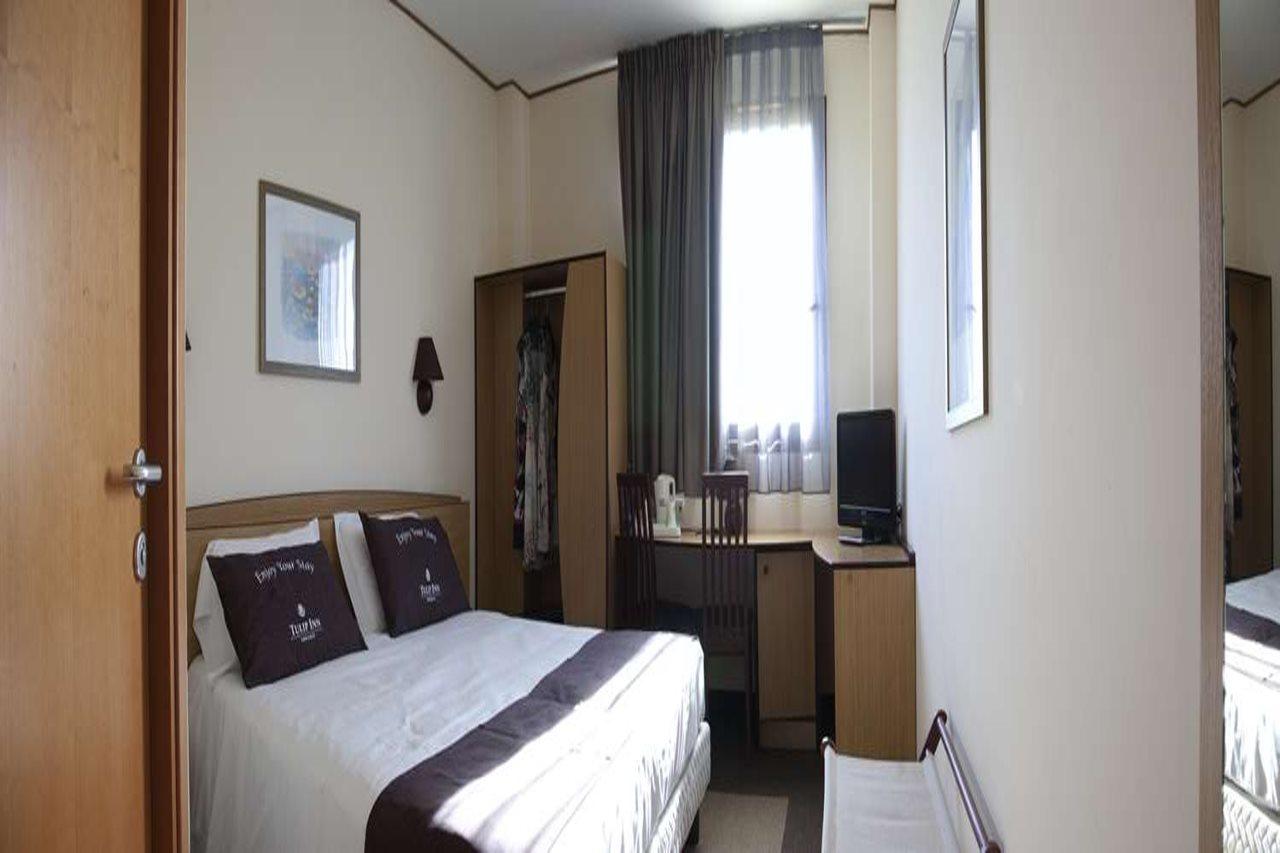 Hotel Campanile Torino Moncalieri Esterno foto